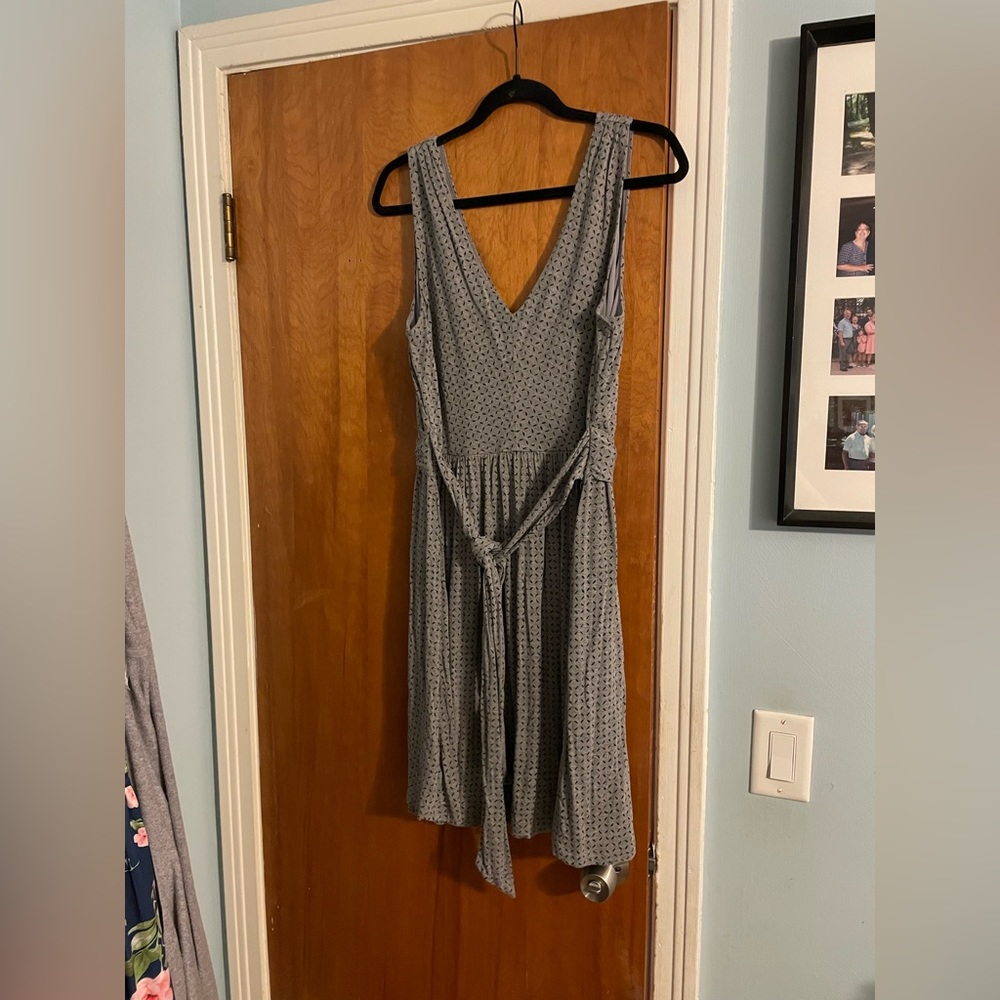 LOFT knit tie waist dress with pockets